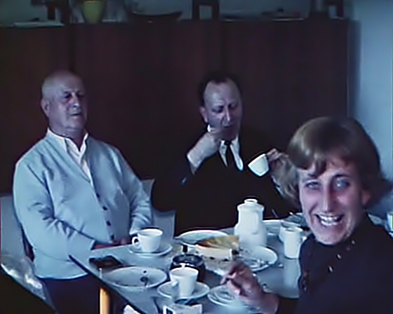 1968-G13 - 145-T-Gerda, Opa Lenk, Onkel Richard-retoucher-3-560