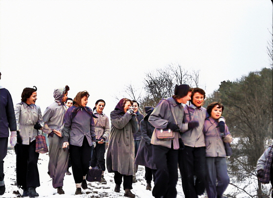 54-06-0003-Winterwanderung Klasse FastStone-Colorized-Enhanced, intens Himmel-560