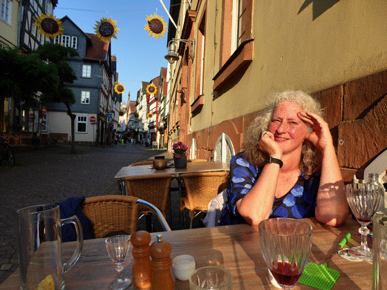 P1040748-Katergeburtstag Mr, - Hase-2, tiefe Schatten-560